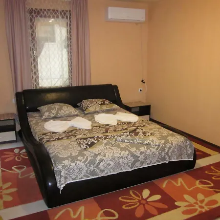 за гости чайка град 4* Созополь