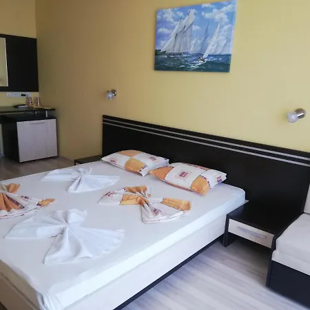за гости чайка град Pensionat 4*