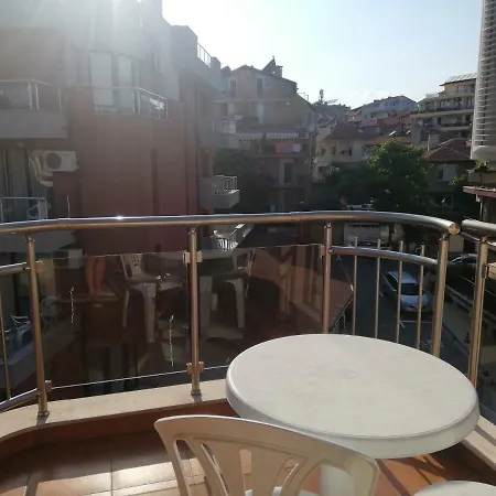 Casa de hóspedes за гости чайка град